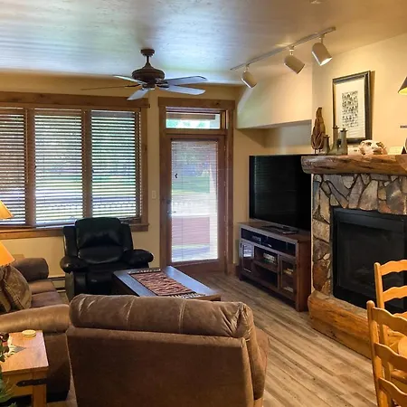 Timberline Retreat Apartment